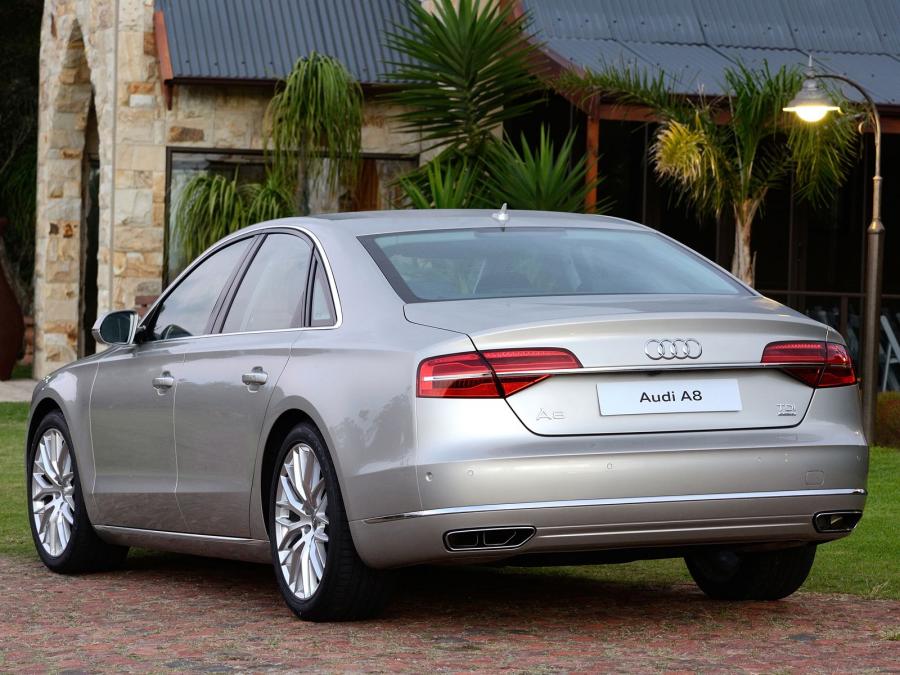  Audi A8 TDI Quattro (D4) 2014 года  (ZA) (фото 7 из 10)